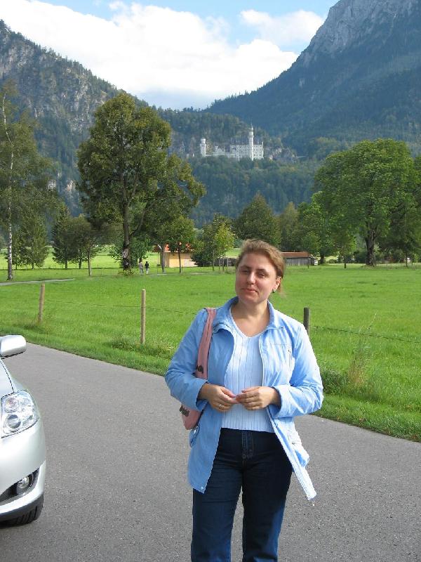 � � ������