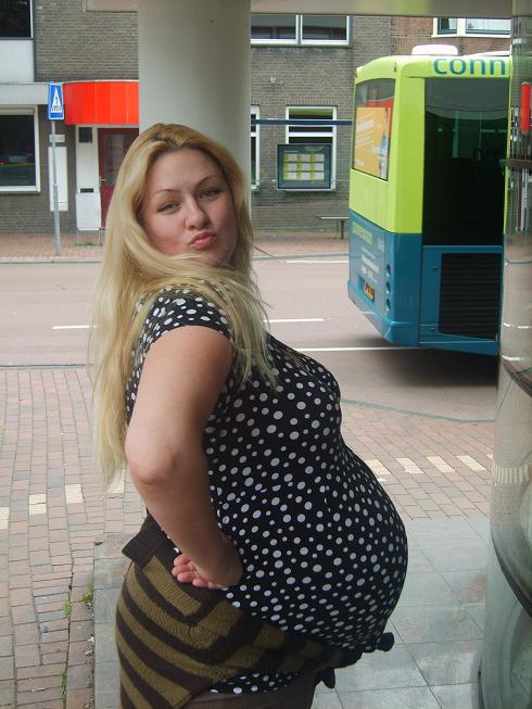 � � �����