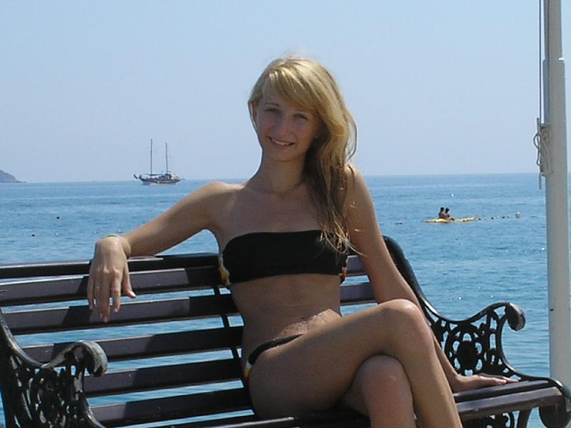 � �� ����
