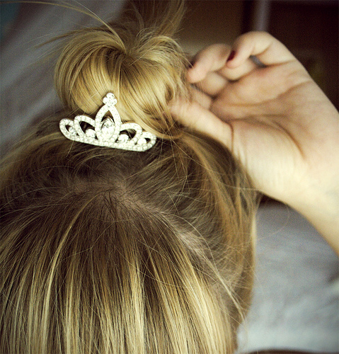 ...........