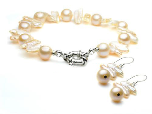 QUEEN VOGUE FRESHWAER PEARL �������+ ������