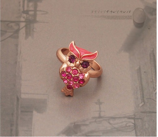������ �� Betsey Johnson