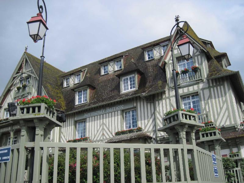 ������ (Etretat)