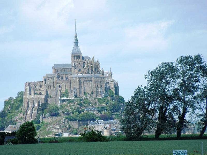 ���-���-������ (Le Mont-Saint-Michel)