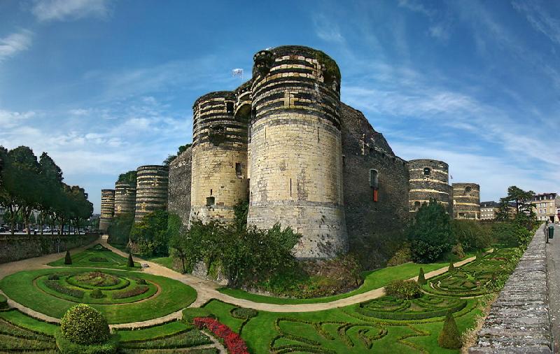 ����� (Angers)