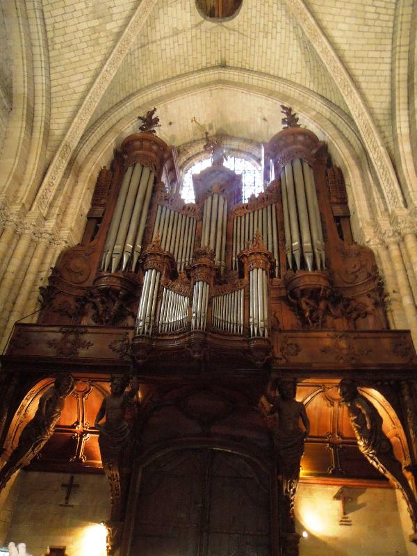 ����� (Angers)