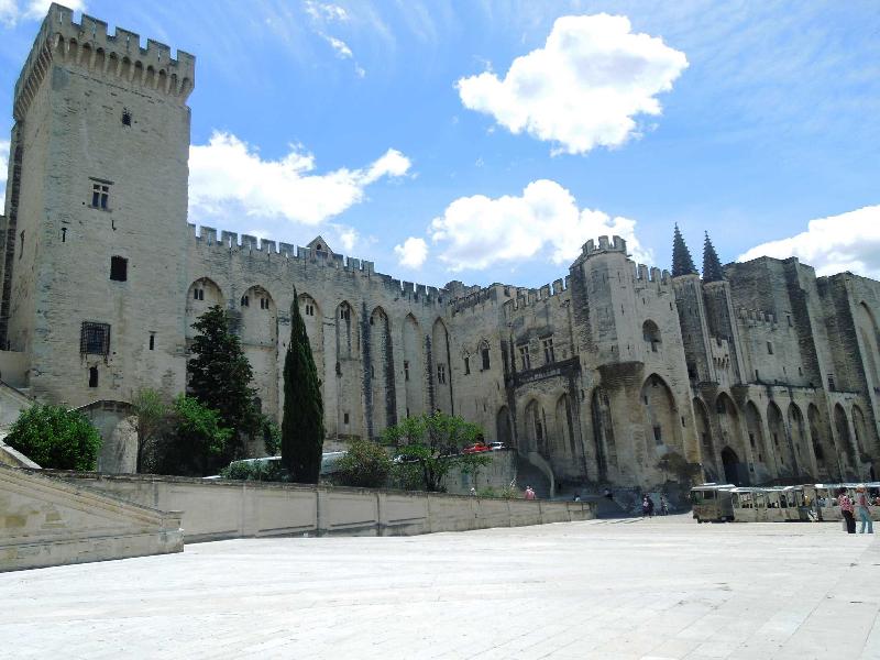 ����� ������� (Avignon)