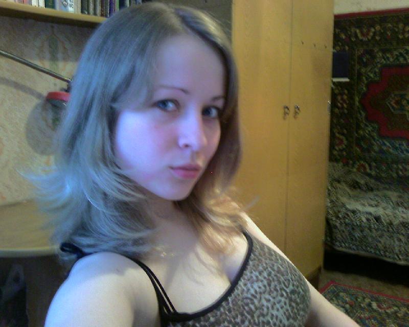 � ���