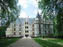 ����� ���-��-���� (chateau d'Azay-le-Rideau)
