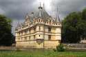 ����� ���-��-���� (chateau d'Azay-le-Rideau)