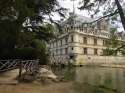 ����� ���-��-���� (chateau d'Azay-le-Rideau)