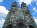 ��� (Tours)