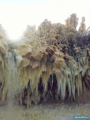 1203457881_04_ice00.jpg